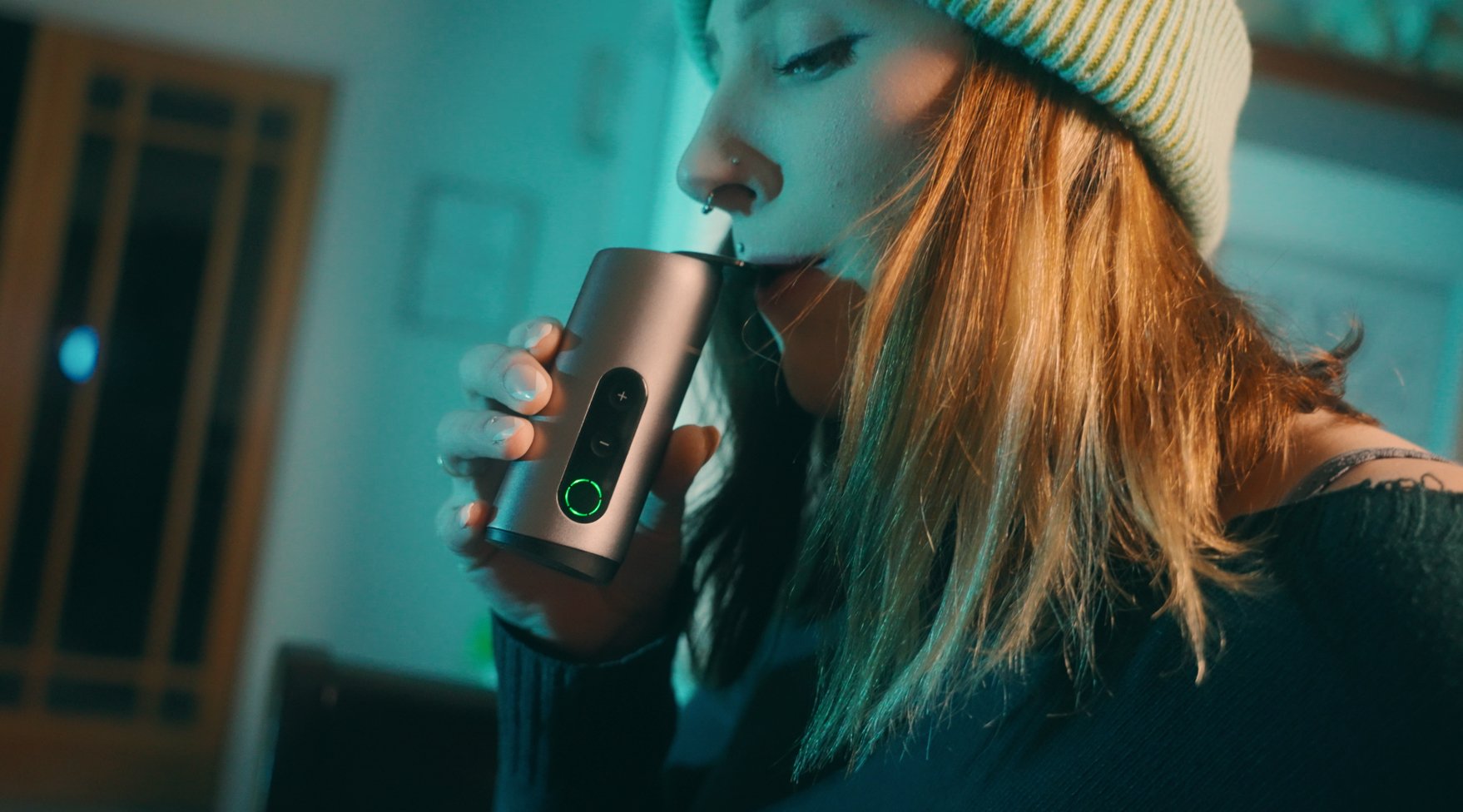 AUXO - How to Vape Dry Herbs: A Beginners Guide AUXO - How to Vape Dry Herbs: A Beginners Guide